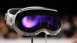В России открыли предзаказы на Apple Vision Pro, цены достигали 800 000 рублей. «Авито» заблокировал их