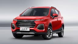 Просторный лифтбэк JAC J7 подешевел в России на 400 тыс. рублей, а кроссовер JAC JS3 стал доступнее на 250 тыс. рублей. Машины начали продавать на Ozon