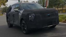 Новейший Kia Telluride 2025 впервые заметили на дороге