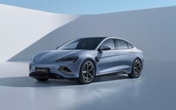 BYD тратит десятки миллиардов долларов на разработку и благотворительность. Темпы производства стремительно растут