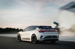 Mercedes-Benz CLA 2025 и новые Zeekr получат одинаковую гибридную технологию