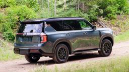 Совершенно новый Nissan Armada (Patrol) 2025 при всех своих улучшениях стоит столько же, сколько модель прошлого поколения