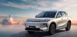 Дешёвый Geely, копирующий Porsche Macan и Mercedes-Benz EQC, скупают в огромных количествах. За 100 дней продано более 50 000 Geely Galaxy E5
