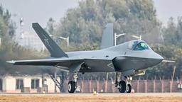 Новейший китайский истребитель-невидимку J-35A, похожий на F-35, впервые представят публично 12 ноября