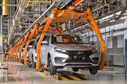 Санкциям вопреки: АвтоВАЗ собирается завершить текущий год выпуском 500 тыс. автомобилей