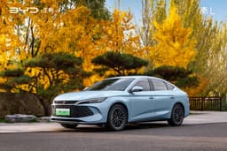 Простор как в Camry, 2100 км на баке бензина и хорошее оснащение — недорого. Новейший BYD Qin L можно заказать в России за 2,5 млн рублей