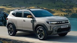 Renault Logan оказался популярнее, чем Renault Duster. Названы самые популярные в России модели производителя, по данным Яндекса