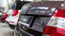 За хищение более 1 млрд руб. при закупке автомобилей Skoda Octavia обвиняемым грозит более 9 лет колонии