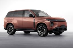Ещё больше и современнее, чем Hyundai Santa Fe: уникальное освещение, запас хода 1000 км и автопилот в пятиметровом кузове. Представлен первый автомобиль GAC с новейшей гибридной системой