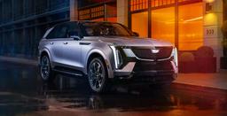 В Россию прямо из США. К российским дилерам приехал новейший Cadillac Escalade IQ 2024: огромный внедорожник с 750 л.с., полным приводом и 55-дюймовым экраном