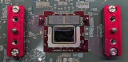 Самый необычный процессор Intel последних лет. Опубликовано качественное фото CPU Lunar Lake с собственной оперативной памятью