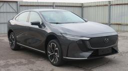 Новую «шестёрку» Mazda показали с ДВС и без него: внешне различия есть, но они небольшие