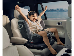 Автопроизводитель Li Auto представил умное детское автокресло Goodbaby