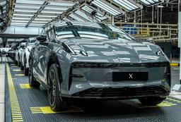 Новая версия Zeekr X сошла с конвейера