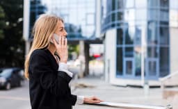 Россияне хотят платить за мобильную связь не больше 400 рублей в месяц