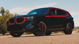 Самый мощный BMW M в истории очень плохо покупают. BMW пришлось сильно опустить цену на XM