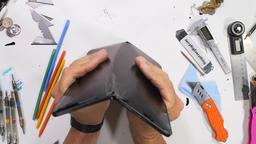 Нанопокрытие экрана у новых планшетов iPad Pro очень легко царапается. Блогер проверил iPad Pro 11 на прочность