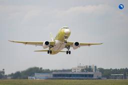 Разбился другой самолёт: новый импортозамещенный Superjet завершил испытательный полёт и приземлился в Раменском