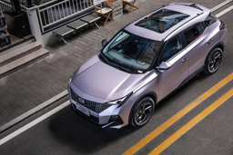 Такие машины уже собирают в России. Представлен GAC Trumpchi GS3 в цвете Shadow Speed дешевле $12 000