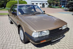 Новые «капсулы времени» Mazda 626 практически без пробега простояли около 40 лет на складе