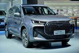 Первый кроссовер Chery за 14 тыс. долларов с 8-ступенчатым «автоматом». В Китае представлен Chery Tiggo 7 Plus 2025