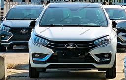 Двухцветный кузов и «новые старые» колесные диски: живые фото седана Lada Vesta Techno с новыми опциями