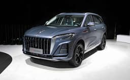 Cамый дешёвый автомобиль люксового бренда Hongqi получил новую версию с запасом хода 1100 км: представлен Hongqi HS3 PHEV