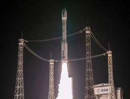 Последний полёт оригинальной версии ракеты Vega: европейская ракета вывела на орбиту спутник наблюдения за Землёй