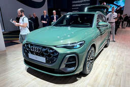 Audi Q5 2025 показали вживую на Парижском автосалоне