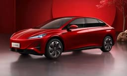 Премиальный аналог Toyota Camry от Hongqi с запасом хода 750 км. Представлен Hongqi Tiangong 05