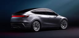 «Новая Tesla Model 3 выглядит в 100 раз лучше», «Это та же самая чертова машина с другими фарами», «Внутри все выглядит очень голо и дешево». Фанаты недовольны обликом новой Tesla Model Y