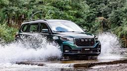 Большой современный кроссовер, аналог Geely Monjaro, всего за 1,5 млн рублей. Цена на собираемые в России SWM G05 Pro сильно упали