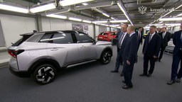 АвтоВАЗ впервые показал кроссовер Lada B+ Cross на базе «Весты»