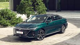 Замена Toyota Camry в России сегодня стоит меньше, чем на момент выхода. Бизнес-седан Chery Arrizo 8 теперь предлагают от 2,9 млн рублей