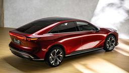 Совершенно новая новая «шестёрка» Mazda представлена в Европе