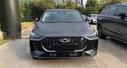 Дешевая альтернатива Toyota Camry. Chery Arrizo 8 2025 с 245-сильным мотором представят в апреле