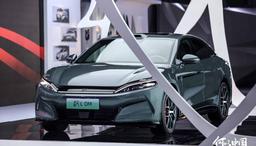 По цене обычного авто: BYD создала злой седан мощностью более 1000 л.с., который заряжается за считанные минуты и имеет динамику суперкара