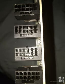 Такая GeForce RTX 5090 могла бы потреблять до 2,4 кВт. У Nvidia были прототипы с четырьмя 16-контактными разъёмами питания
