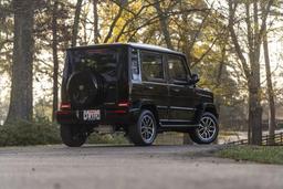 Абсолютно новый G-Wagen с четырьмя экранами оценили в $21 900. В чём подвох?