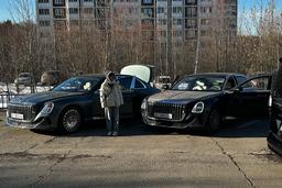 Аналоги Rolls-Royce и Mercedes-Maybach заметили в московском дворе