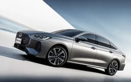 Дешёвая замена Toyota Camry с дизайном Audi и 2,0-литровым мотором на 245 л.с. Приём предзаказов на Chery Arrizo 8 Pro стартует 1 марта