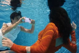 5800 мАч, ИИ-фоторедактор и подводная съёмка без чехла: Oppo Reno13, Reno13 F и Reno13 Pro доступны в России