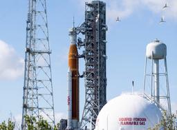 Boeing готовится сократить 400 сотрудников программы SLS из-за пересмотра «Артемиды»