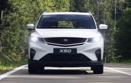 Lada просела на 25%, Geely потеряла 30%, зато у белорусского бренда Belgee рост на 74%. «Автостат-Инфо» охарактеризовал рынок новых авто в России