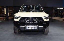 Представлен очередной «китайский Hummer» M-Hero M817: рама, полный привод, 686 л.с. и 1365 км на баке бензина за 302 тыс. юаней (3,35 млн рублей)