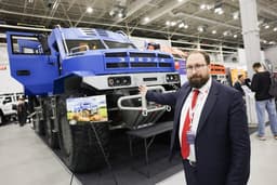 Российский вездеход будущего. Представлен северобус нового поколения «Звезда» — мотор ЯМЗ-543, топливные баки на 700 литров и запас хода 1500 км