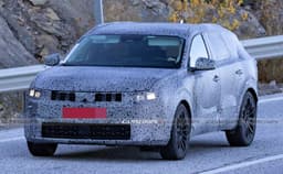 Не только Duster и Bigster: новый кросс-универсал Dacia C-Neo засняли на фото — это будет конкурент Skoda Octavia Combi