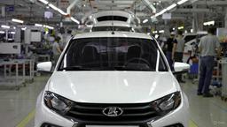Прогноз печальный: выпуск Lada по итогу 2025 года может обвалиться почти наполовину