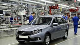 Кризис спроса на Lada: АвтоВАЗ переведут на односменную работу с 2026 года, работники продолжают уходить, по данным Mash [Обновлено]