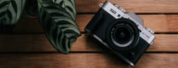 Фотоаппараты не только не теряют популярность в России — они показали рекордные продажи за 5 лет: россияне выбирают Canon, Fujifilm, Sony и Nikon